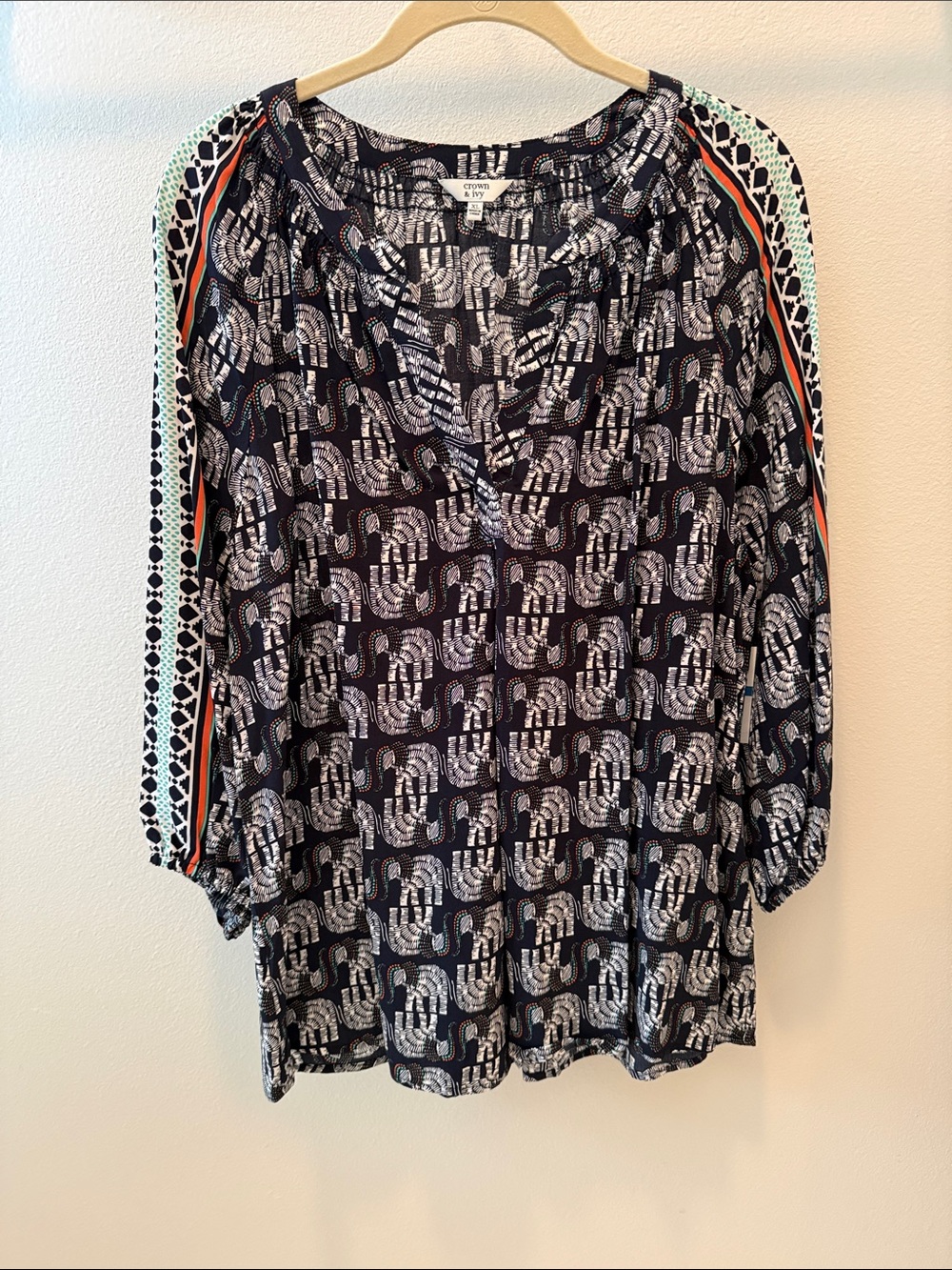 crown & ivy Black blouse with Orange & Mint Trim XL NWT